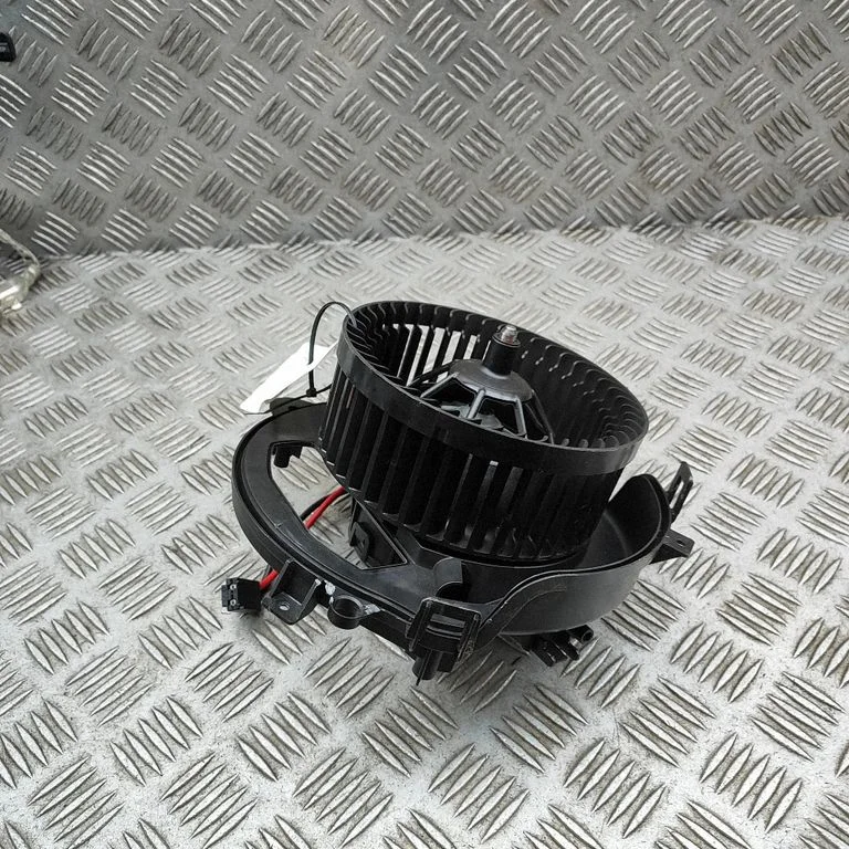 Krāsniņas ventilators/pūtējs T72368C
