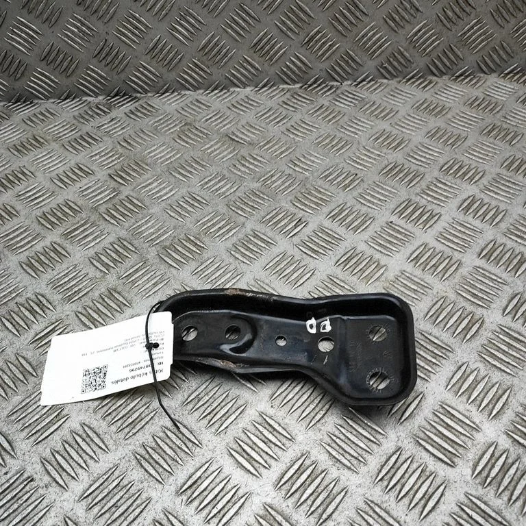 Cita priekšējās piekares detaļa – Volkswagen Golf VIII (2019-)