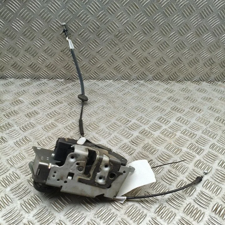 Front door lock BK31V221A00BC