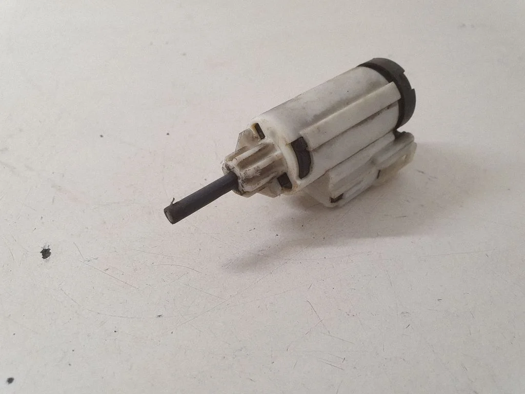 Brake pedal sensor switch 8E0927189B