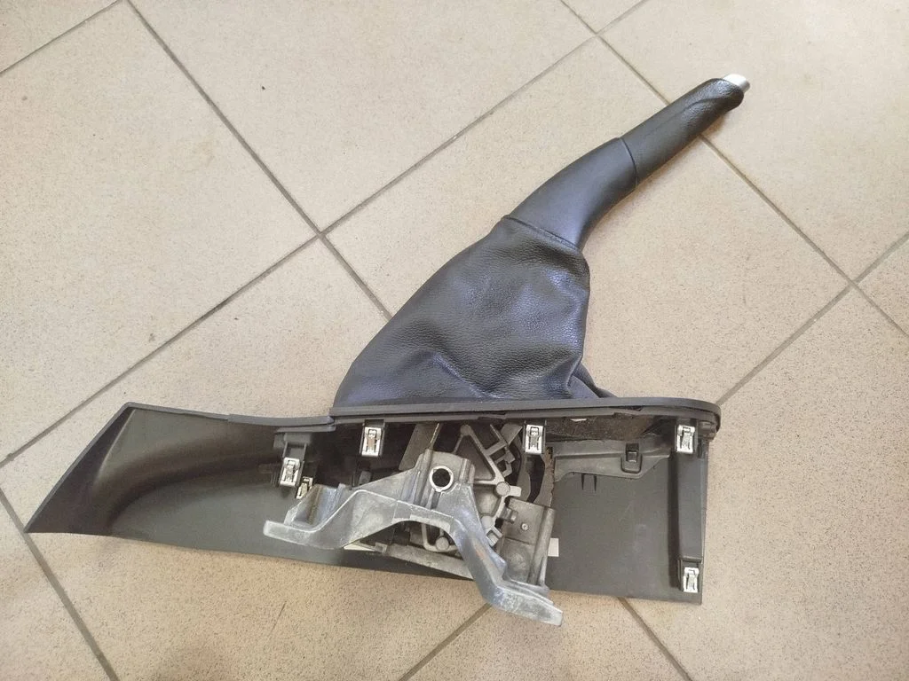 Handbrake/parking brake lever assembly – Ford Transit Custom (2013-2023)