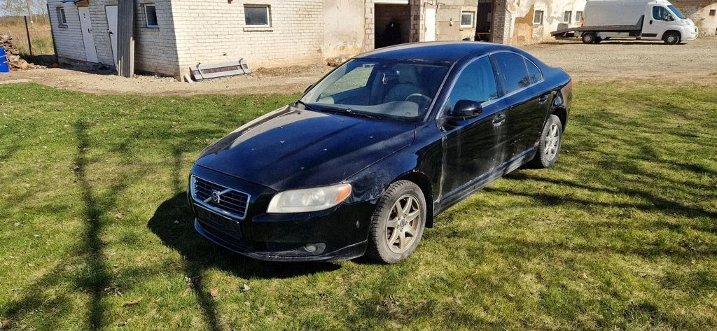 Volvo S80