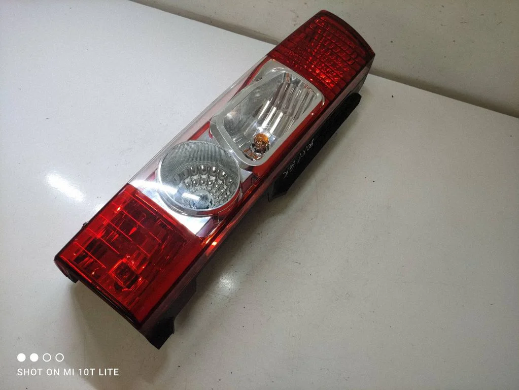 Rear/tail lights 20161999