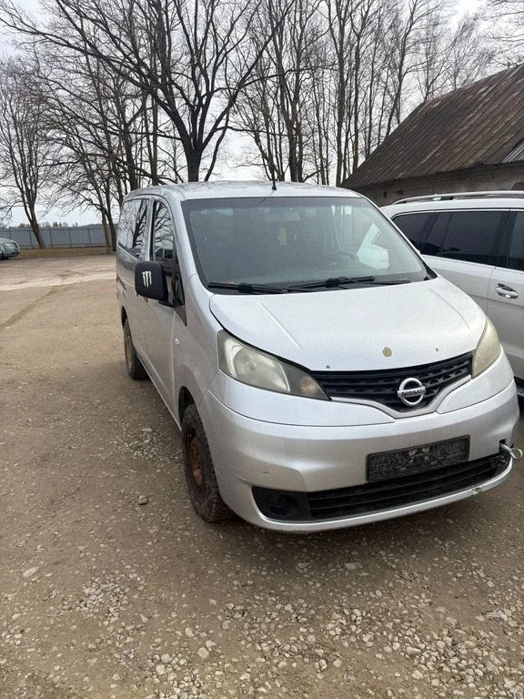 Nissan NV200