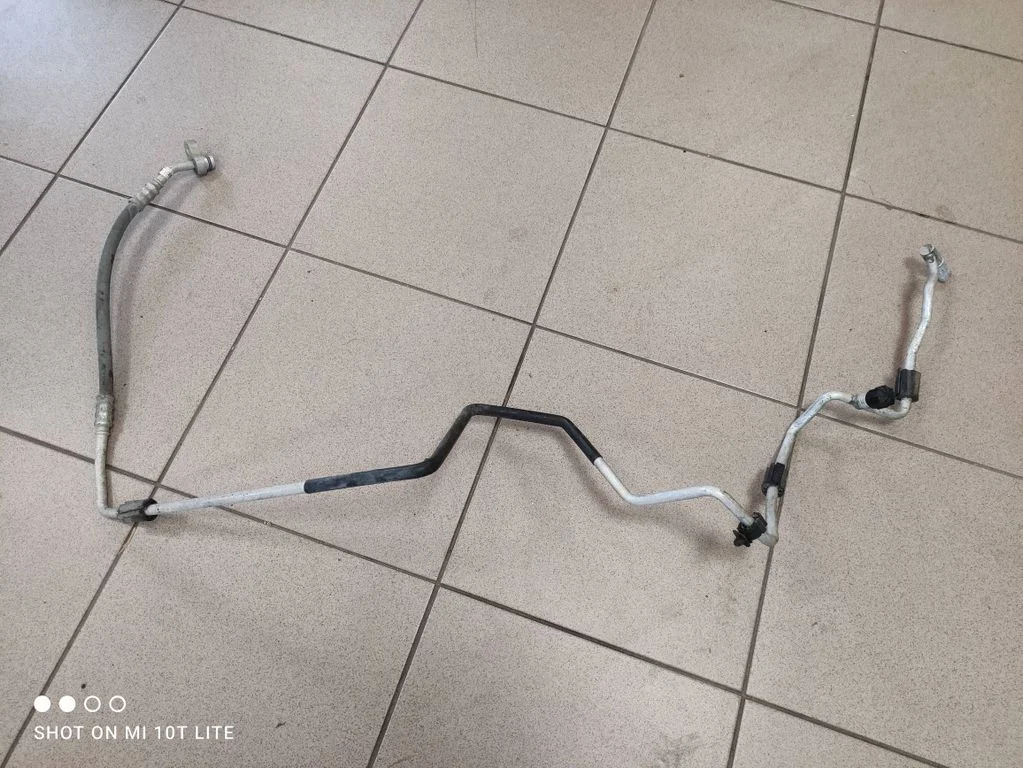 Air conditioning (A/C) pipe/hose