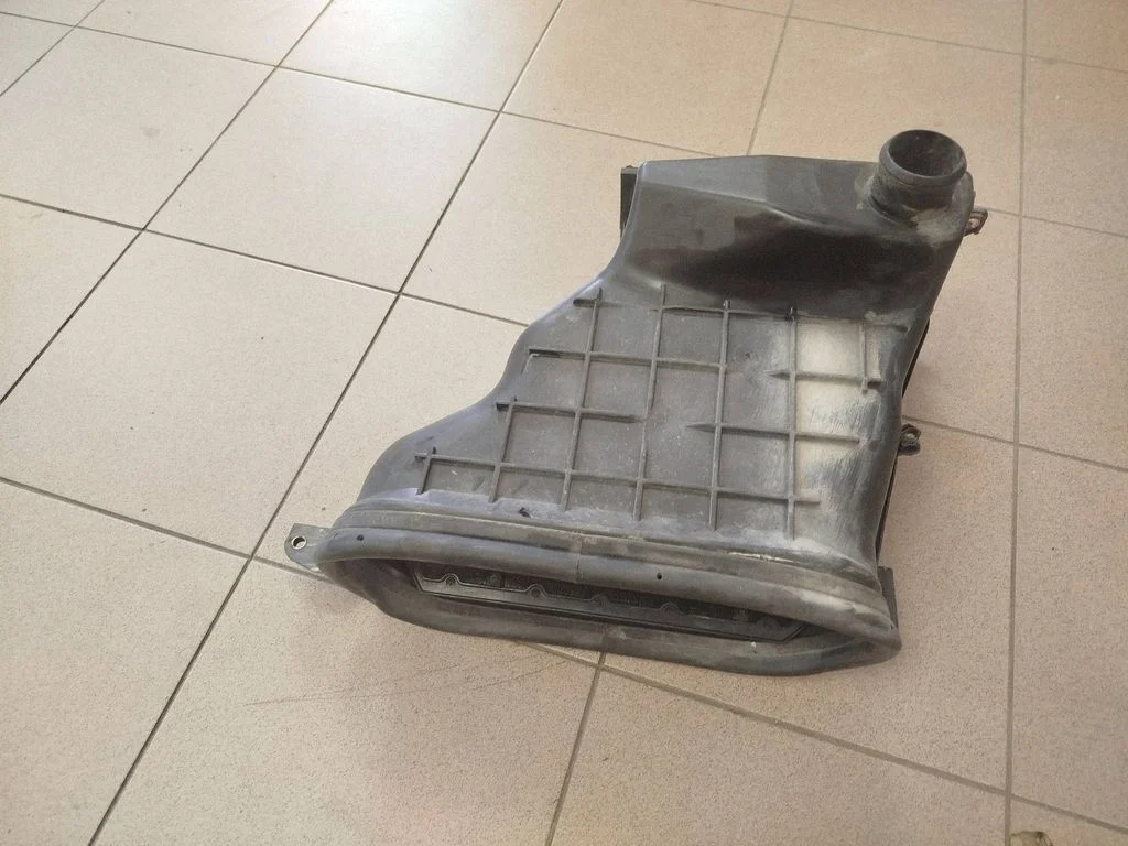 Cabin air duct channel 1355562080