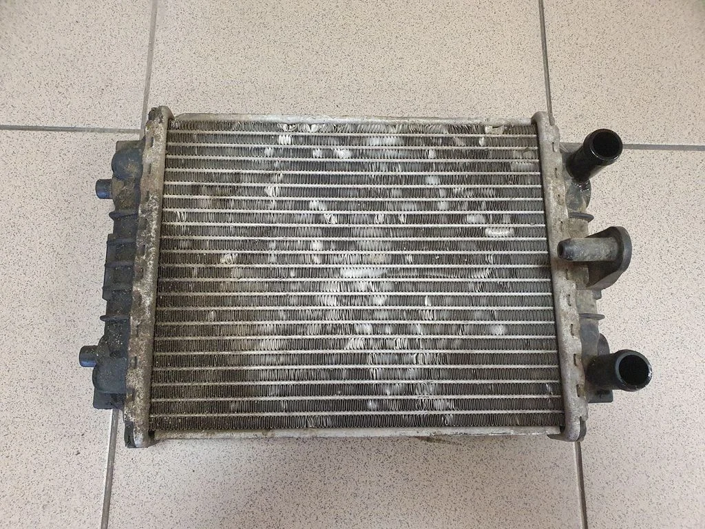 Coolant radiator – Audi A8 S8 D4 4H (2010-2016)