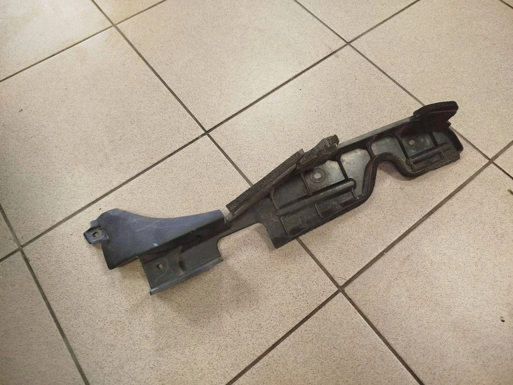 Kierownica powietrza chłodnicy 5329448040