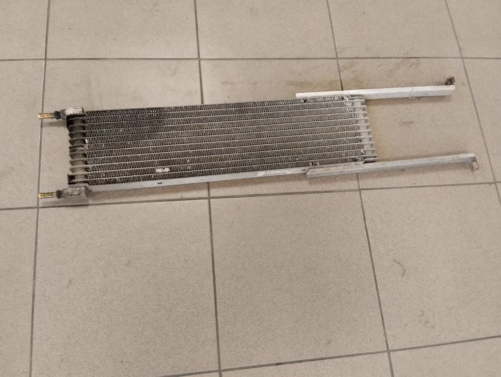 Variklio tepalo radiatorius