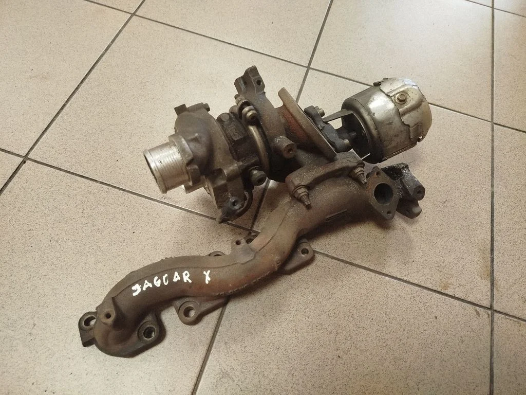Turbo AX2Q6K682EE