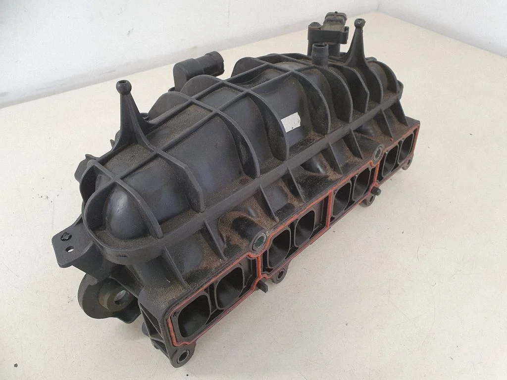Intake manifold BM5G9424D