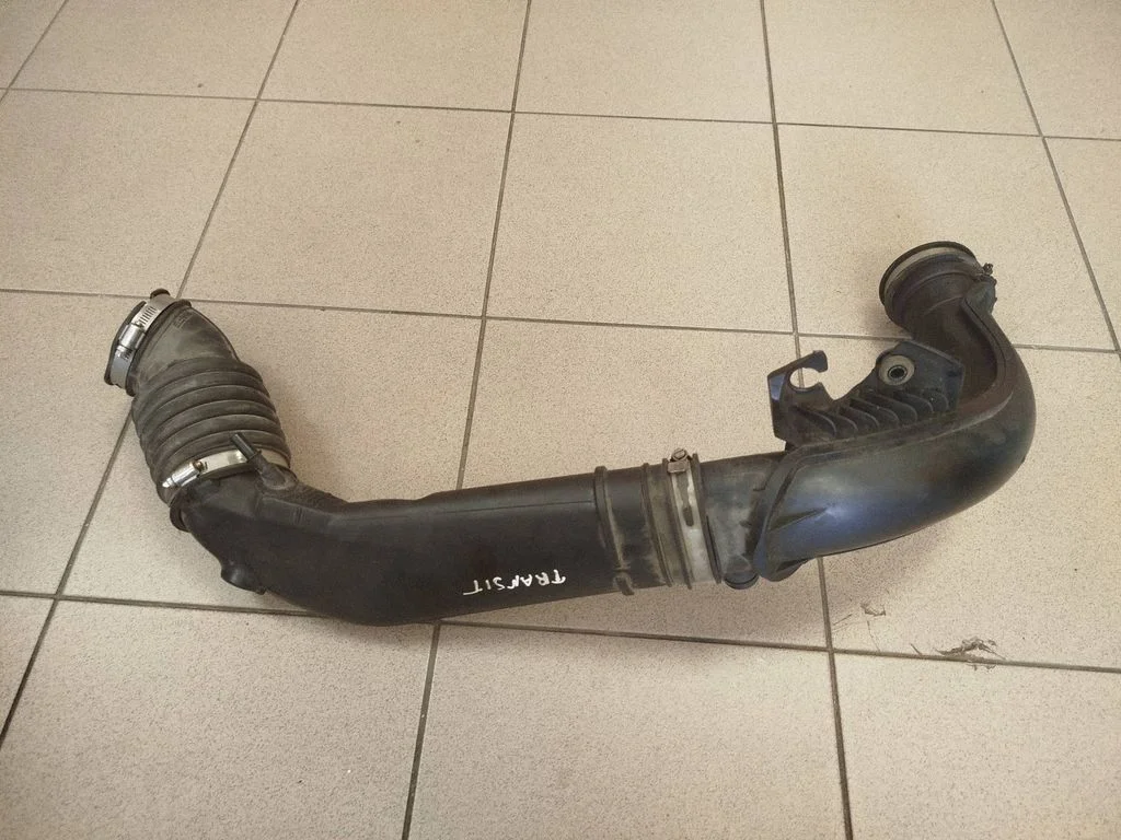 Air intake hose/pipe CV619C623FC