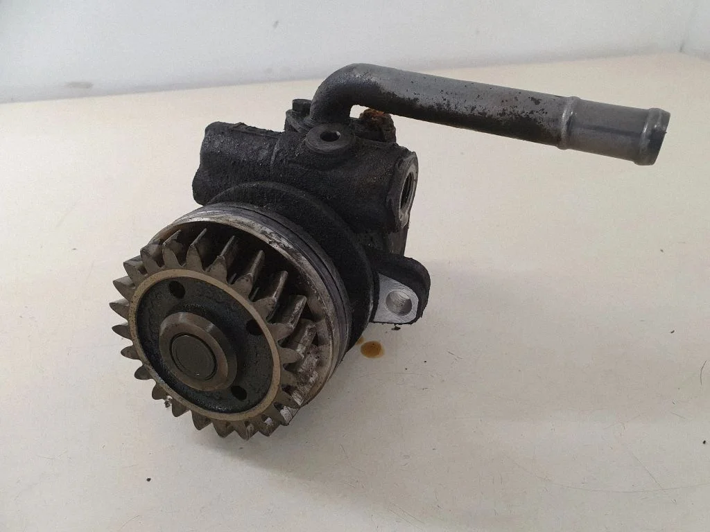 Power steering pump – Volkswagen Transporter - Caravelle T5 (2003-2015)