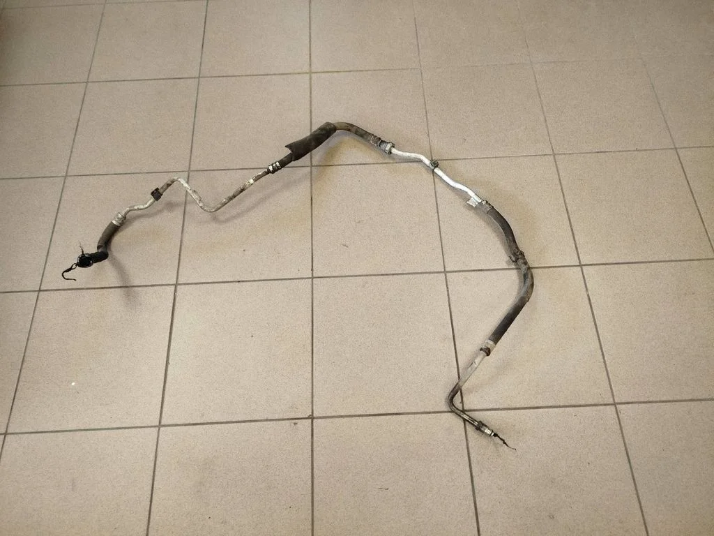 Power steering hose/pipe/line 1358682080