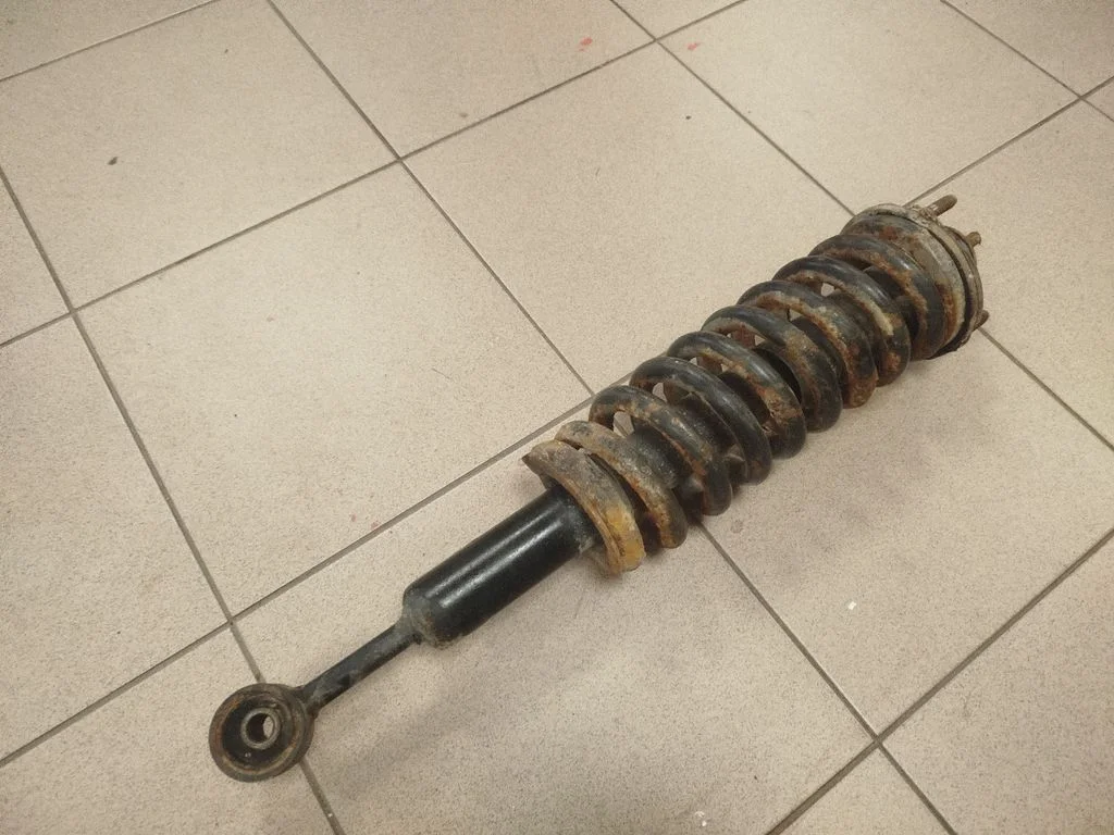 Front shock absorber/damper
