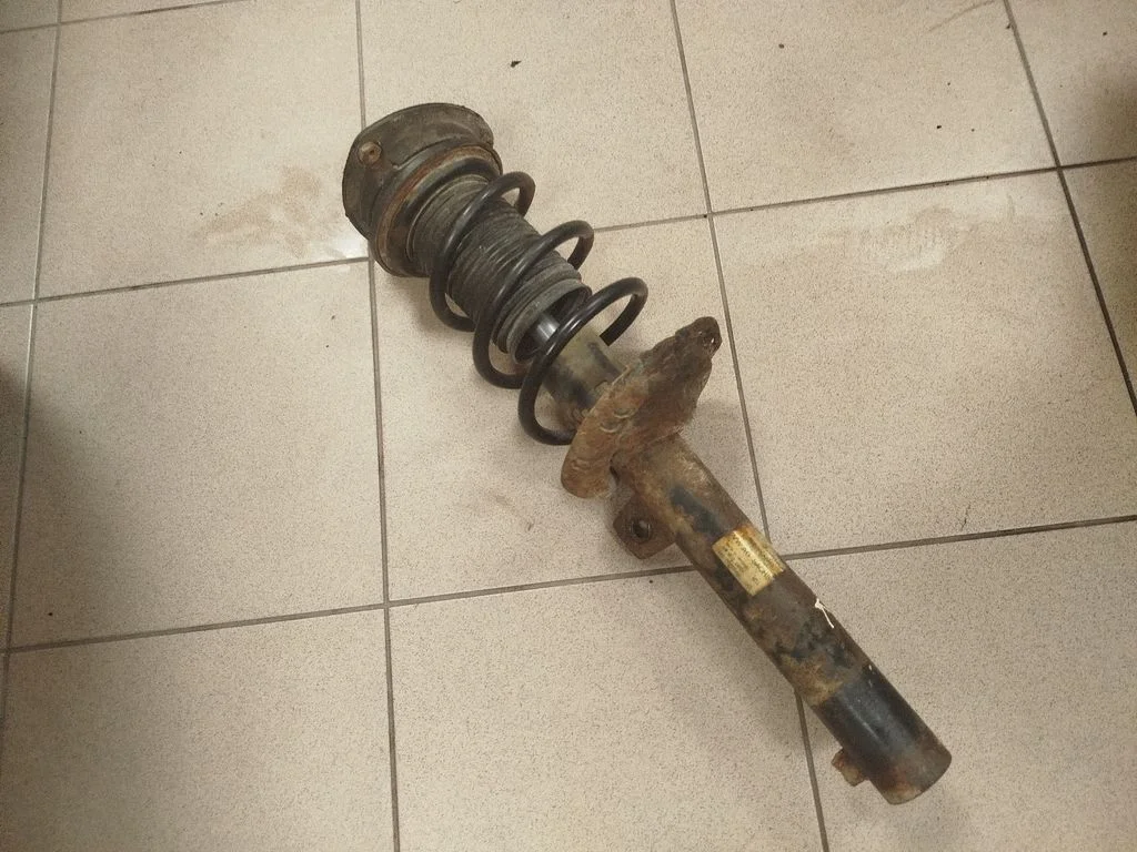 Front shock absorber/damper 824903010120