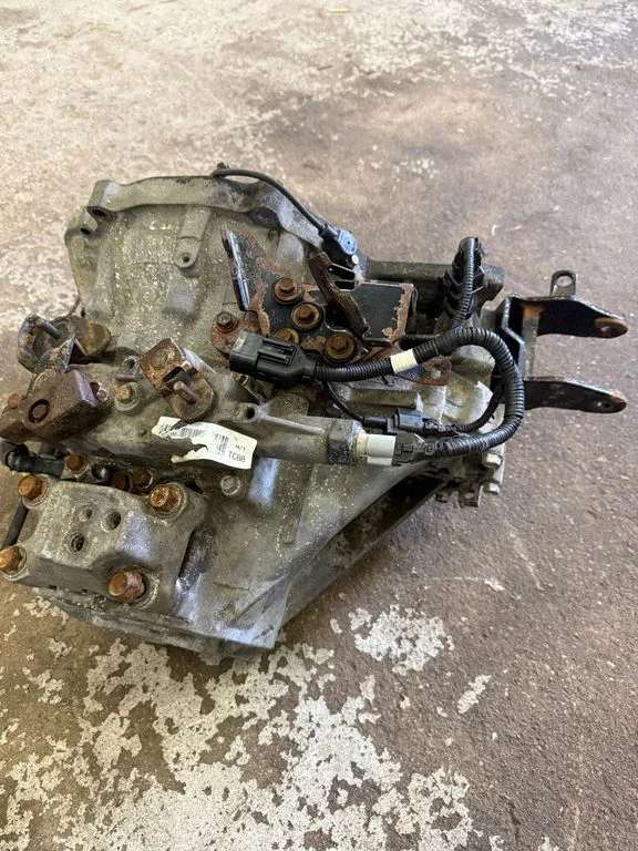 Manual 5 speed gearbox S81767