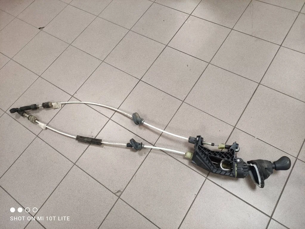 Gear selector mechanism – Mercedes-Benz Vito Viano W639 (2003-2014)