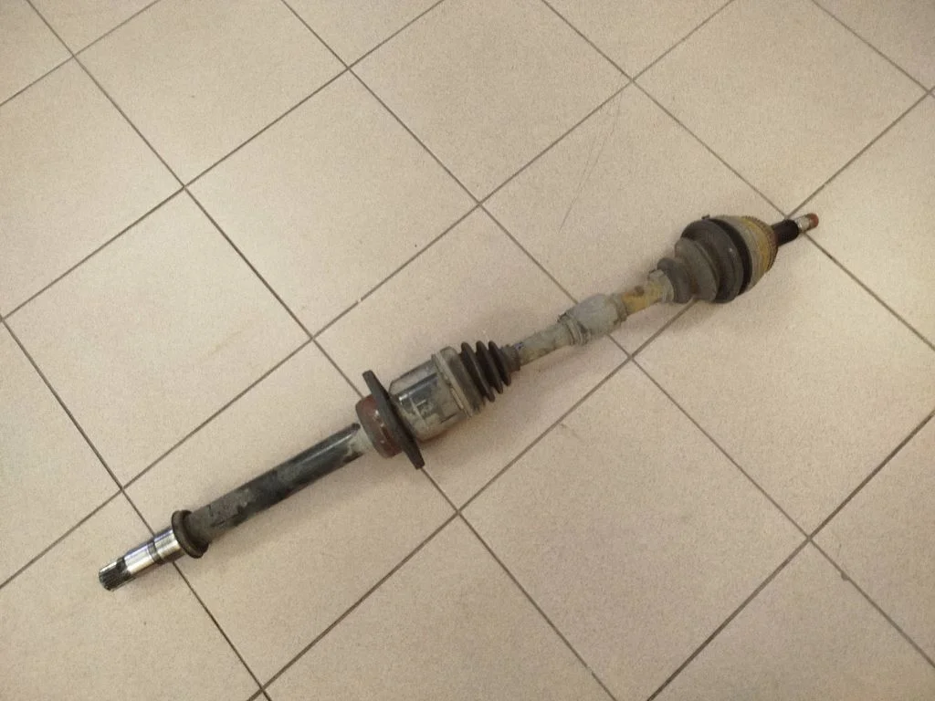 Front driveshaft – right