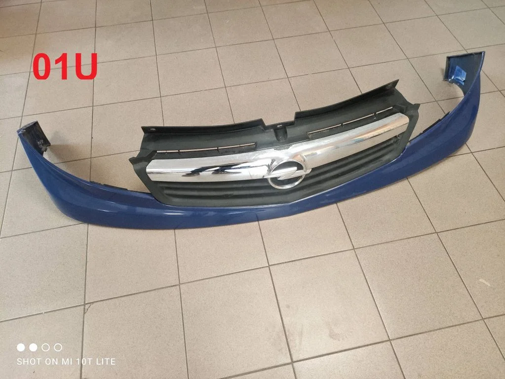 Esistange ülemine radiaatorivõre 93856149