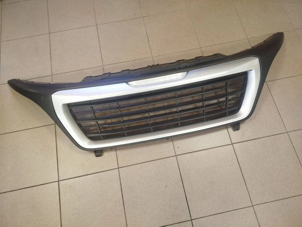 Front bumper upper radiator grill 1314847070