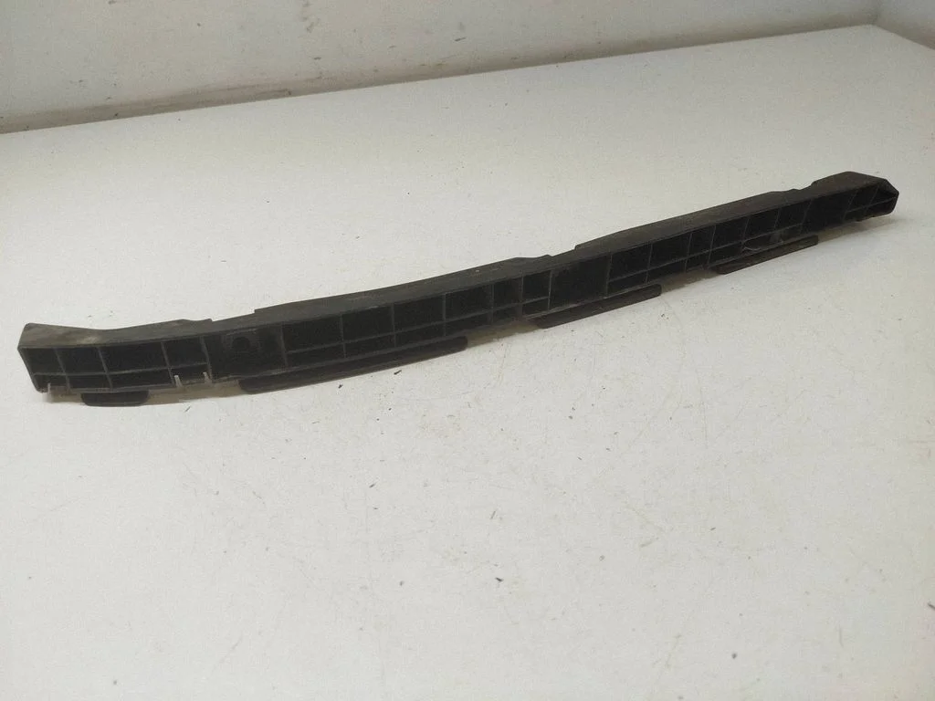 Rear bumper mounting bracket 866132B700