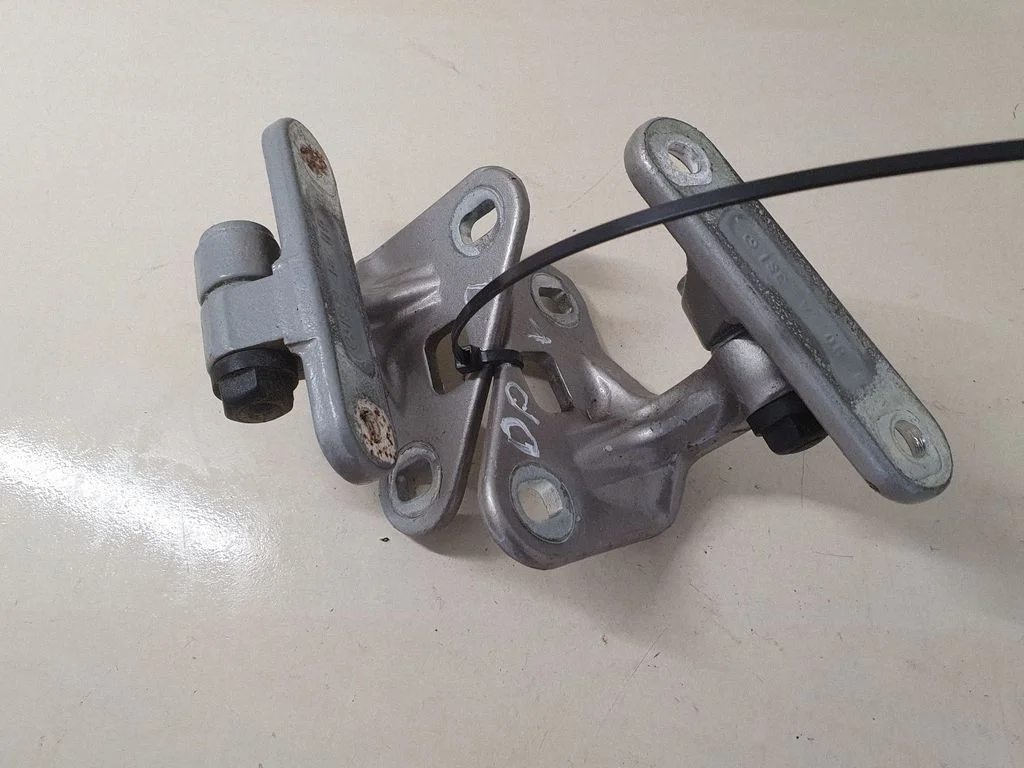 Front door hinges set – right