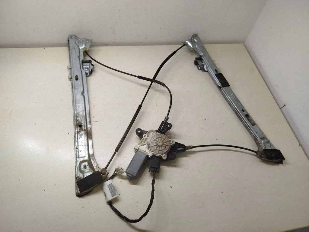Front door window regulator with motor 928795103