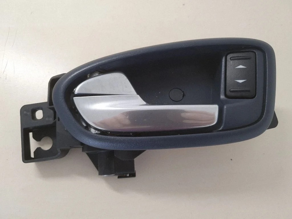 Tagaukse sisemine käepide 6M21U22601