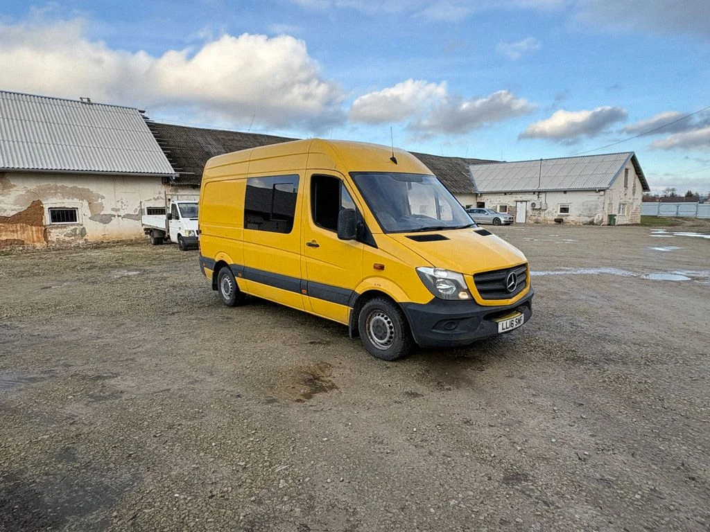 Mercedes-Benz Sprinter
