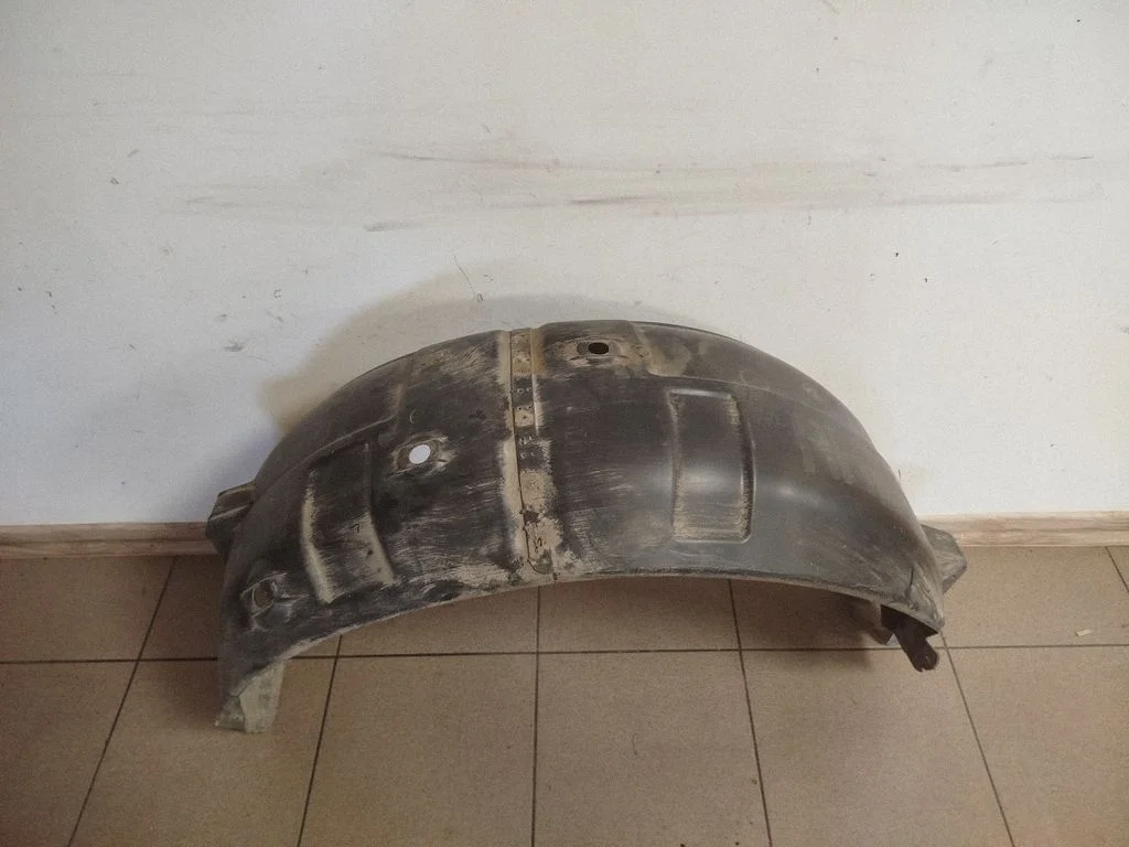 Rear arch fender liner splash guards 868324H000