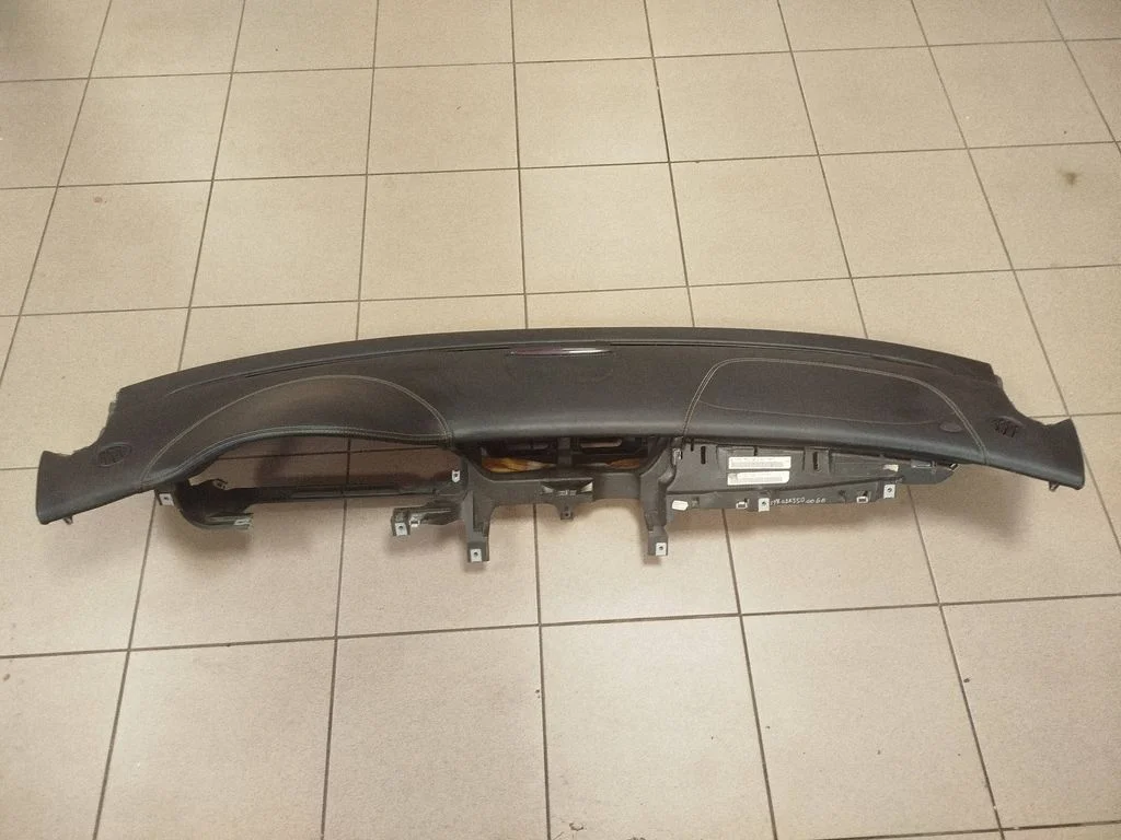 Dashboard A2196801587