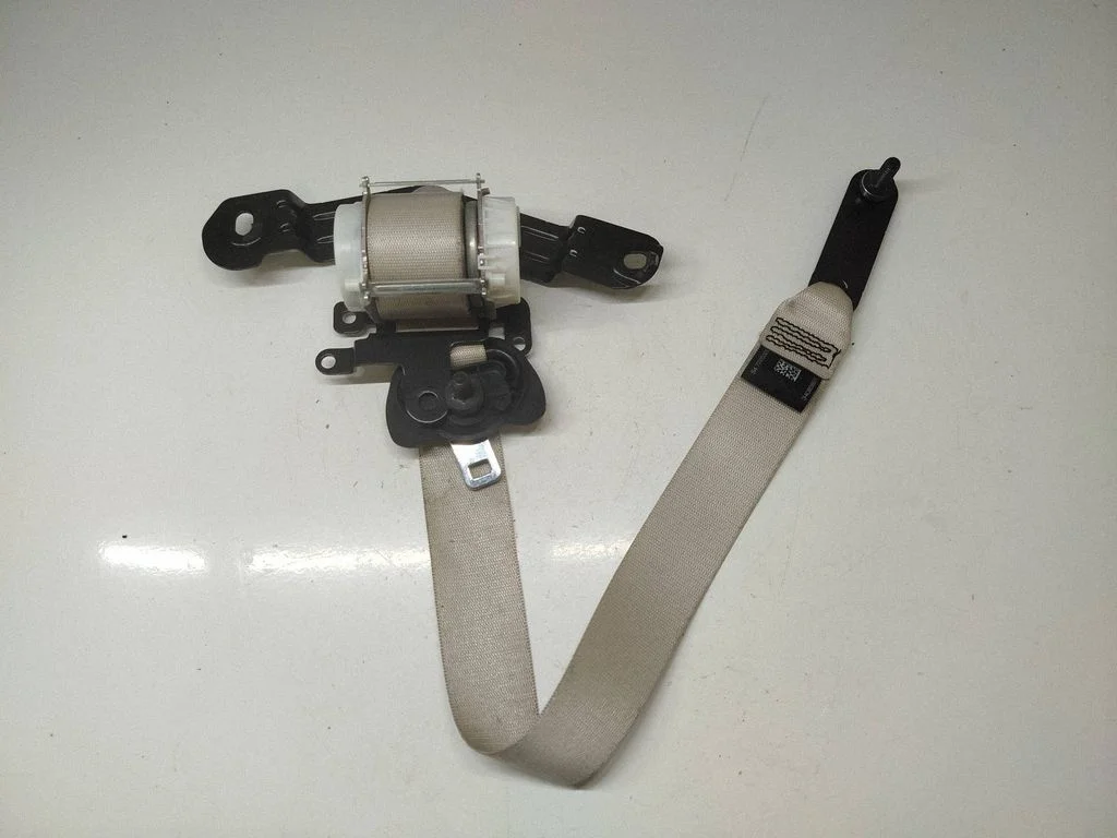 Rear seatbelt 34063246A