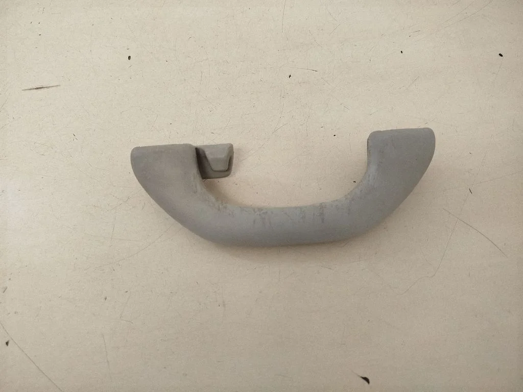 Rear interior roof grab handle 7H5857607C