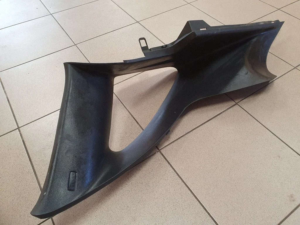 (D)pillar trim (top) HK8351749AL8PVJ