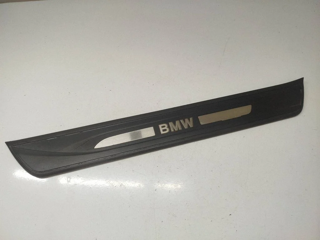 Front sill trim cover 7193469