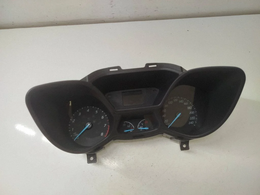 Speedometer (instrument cluster) DT1T10849