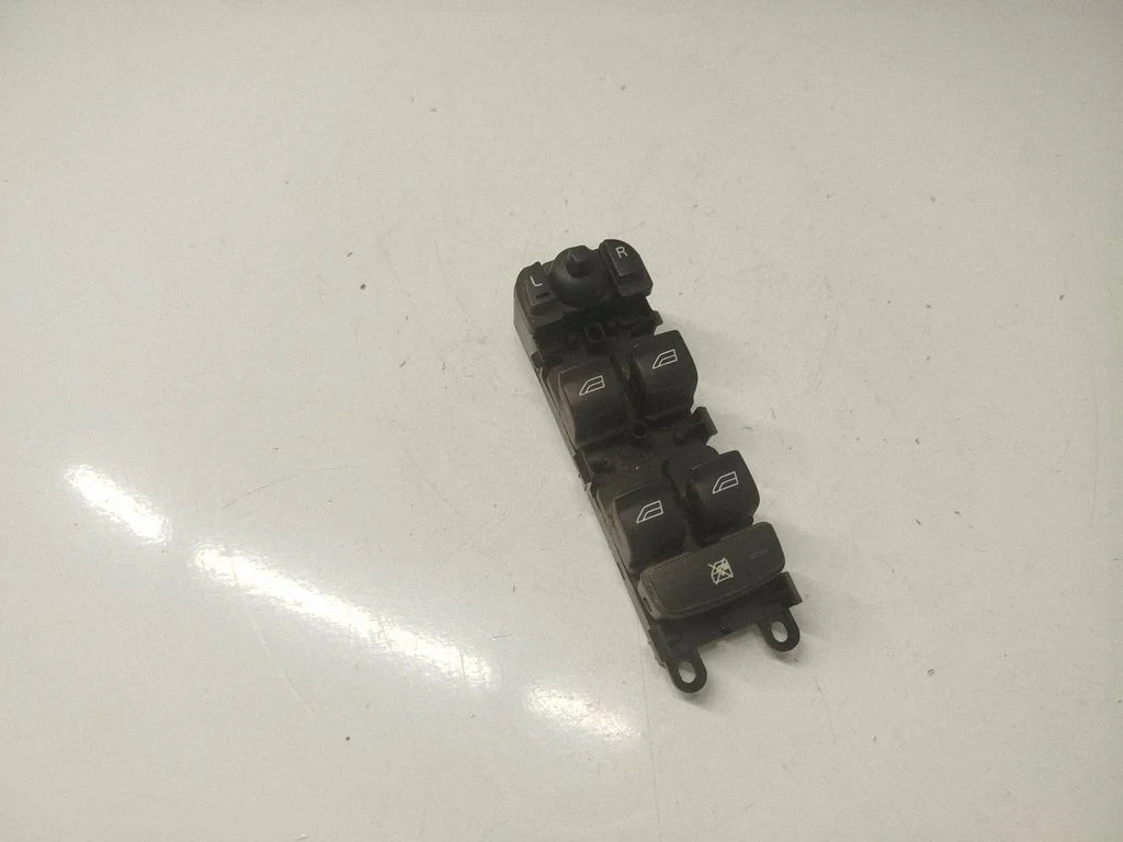 Elektriaknate lüliti 6G9N14A132