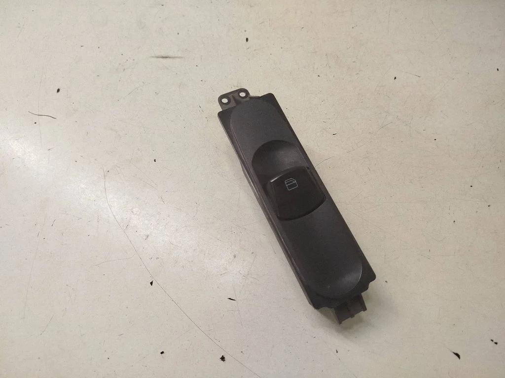 Electric window control switch A6395450613
