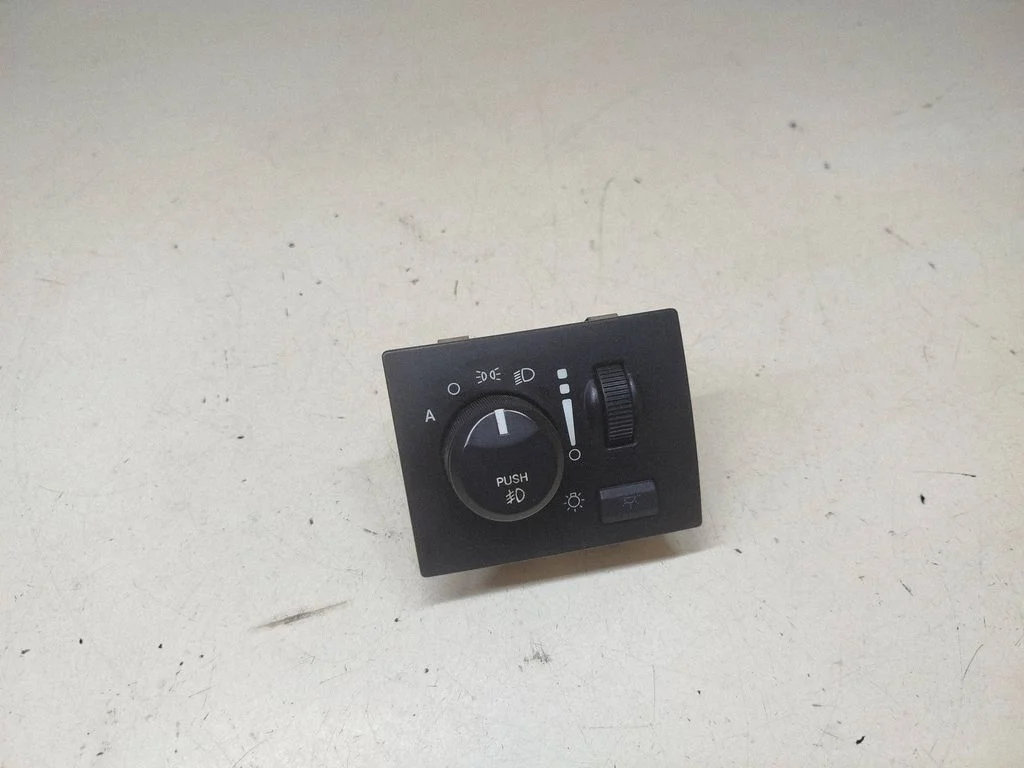 Light switch P04602762AB