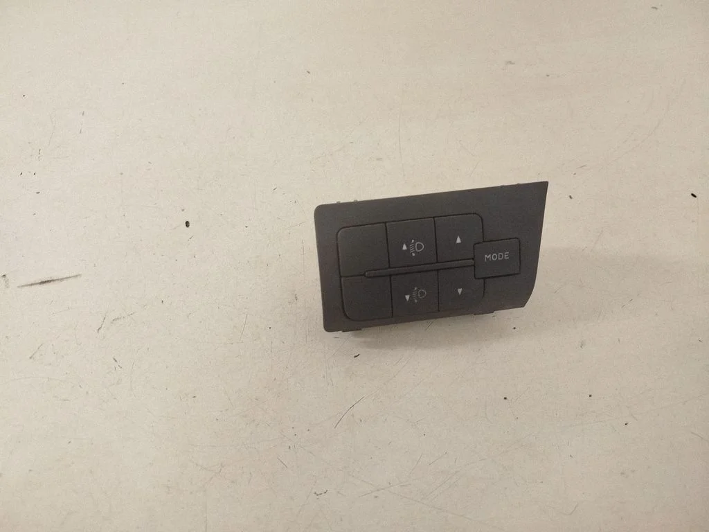 Headlight level height control switch 7355331110