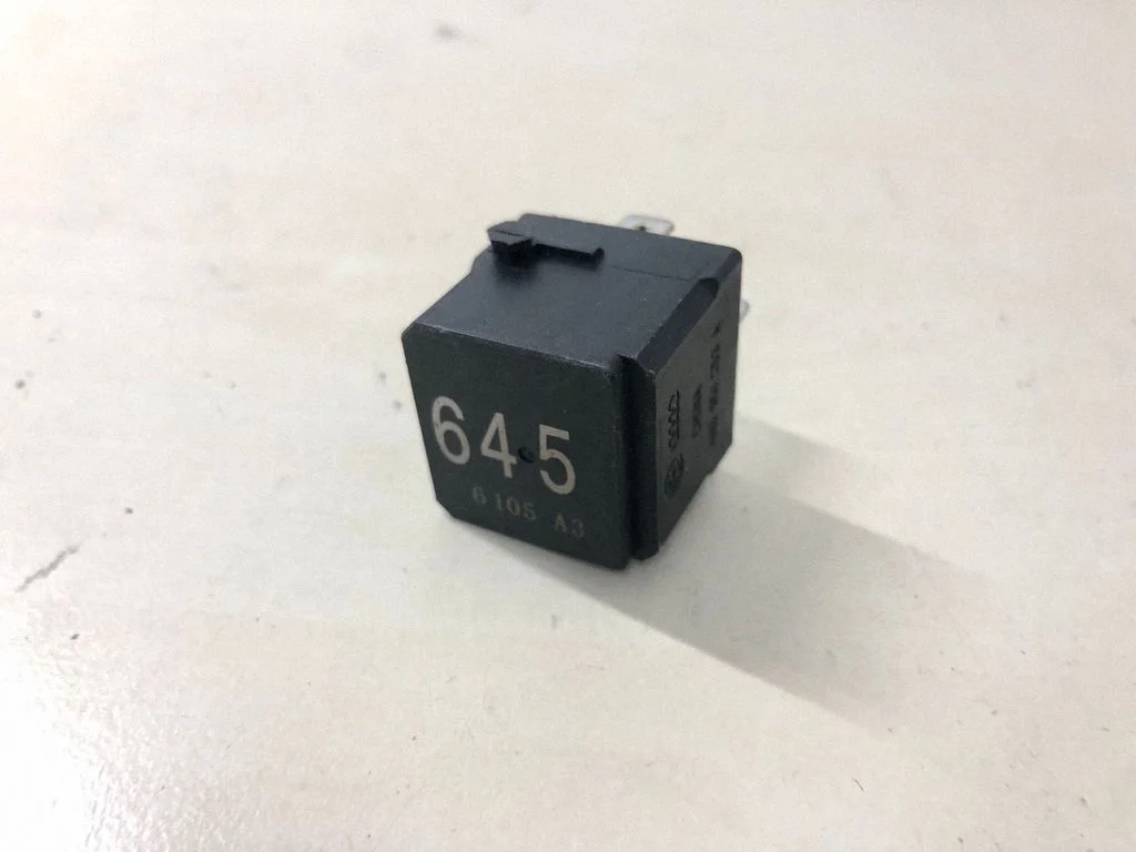 Other relay – Audi Q5 SQ5 8R (2008-2017)