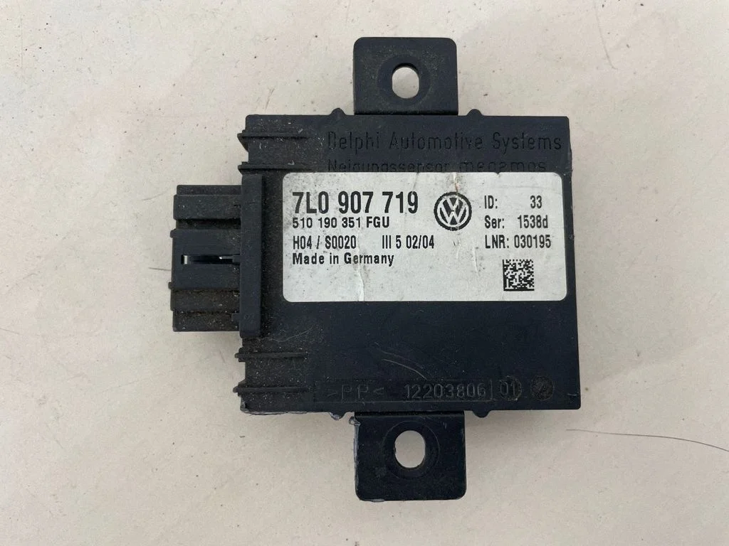 Alarm control unit/module 7L0907719