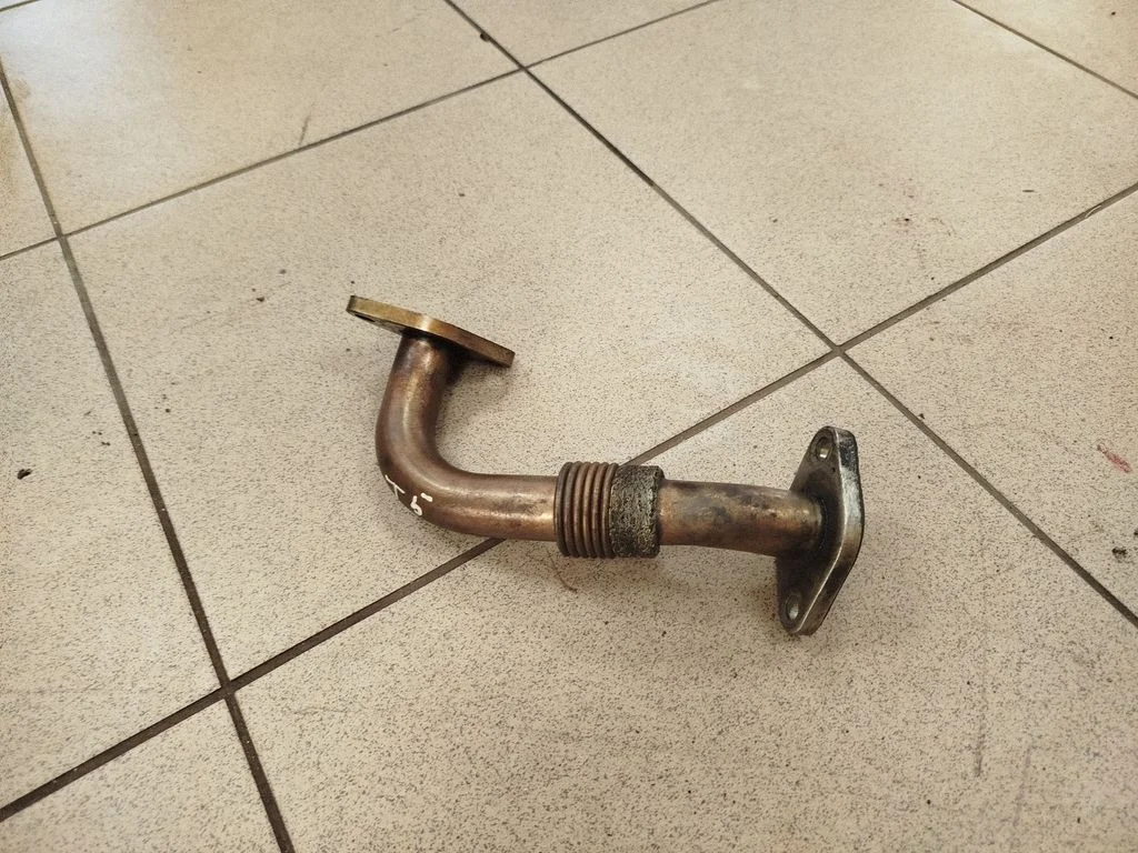 EGR-klapi toru (-d)/ voolik (-ud) – Volkswagen Transporter - Caravelle T5 (2003-2015)