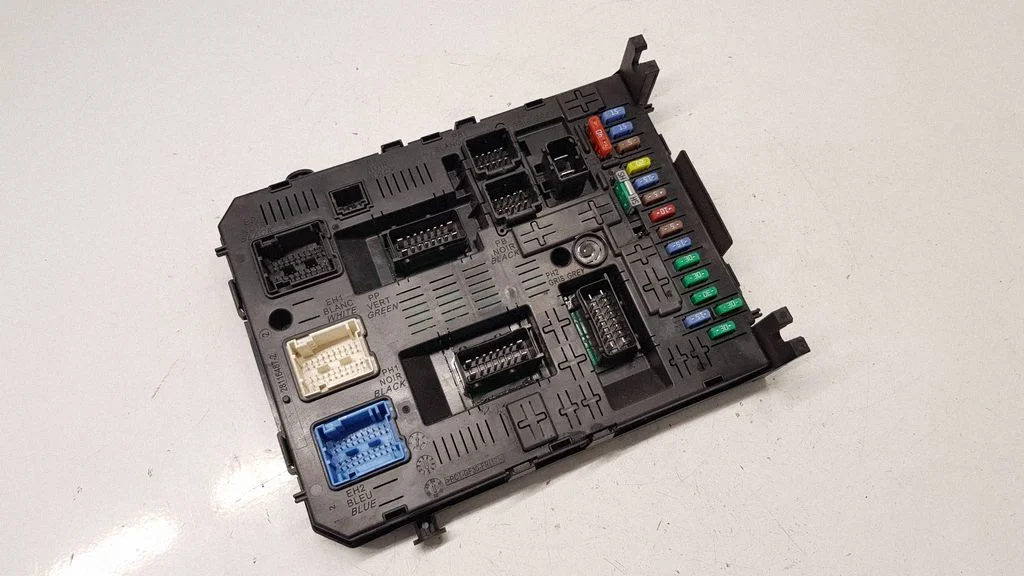 Fuse module 281197595