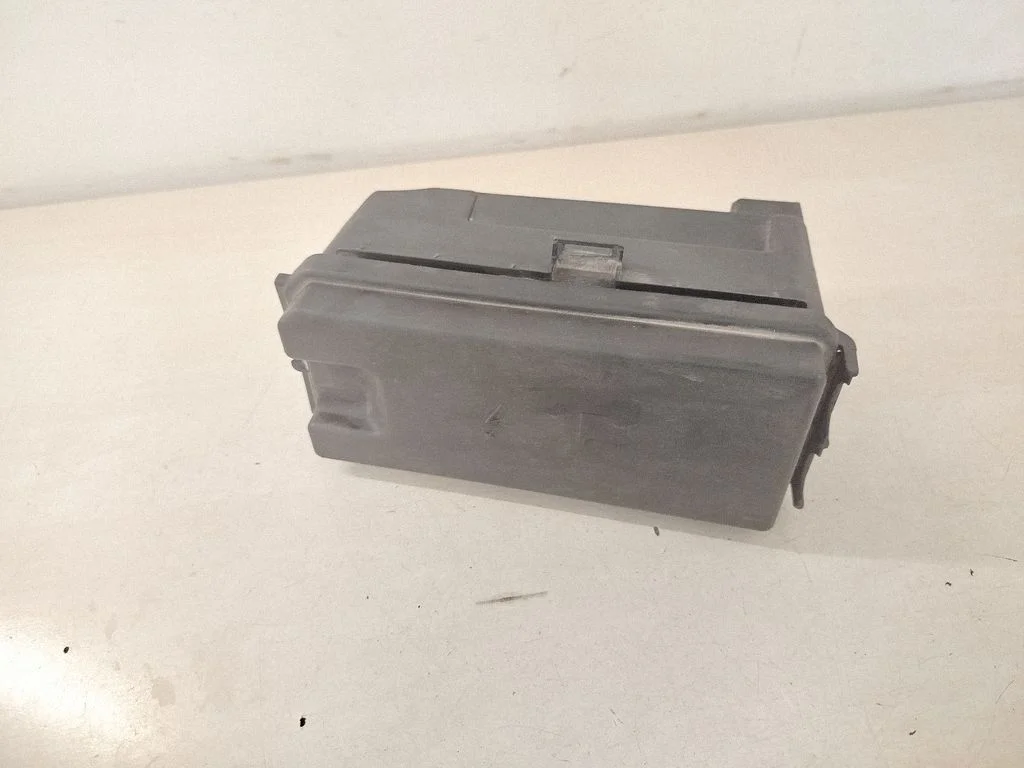 Fuse box set 2515400524