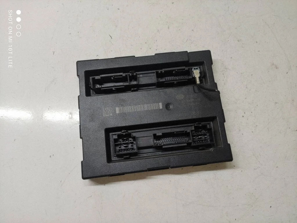 Comfort/convenience module 8K0907064GE