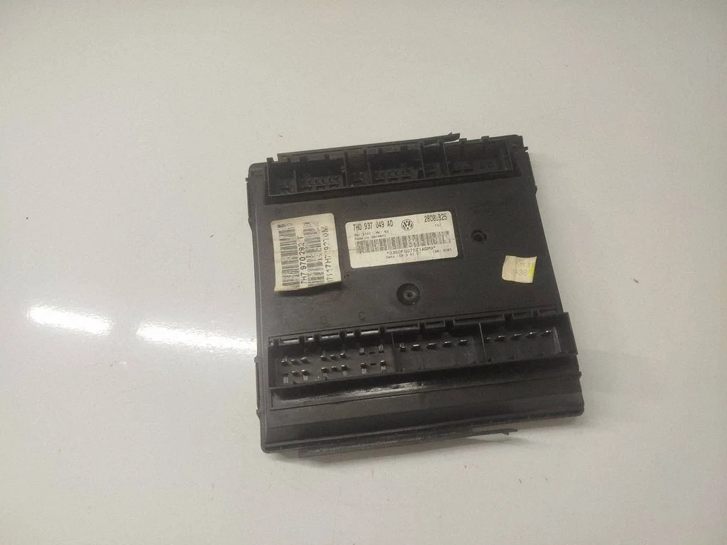 Comfort/convenience module 7H0937049AD