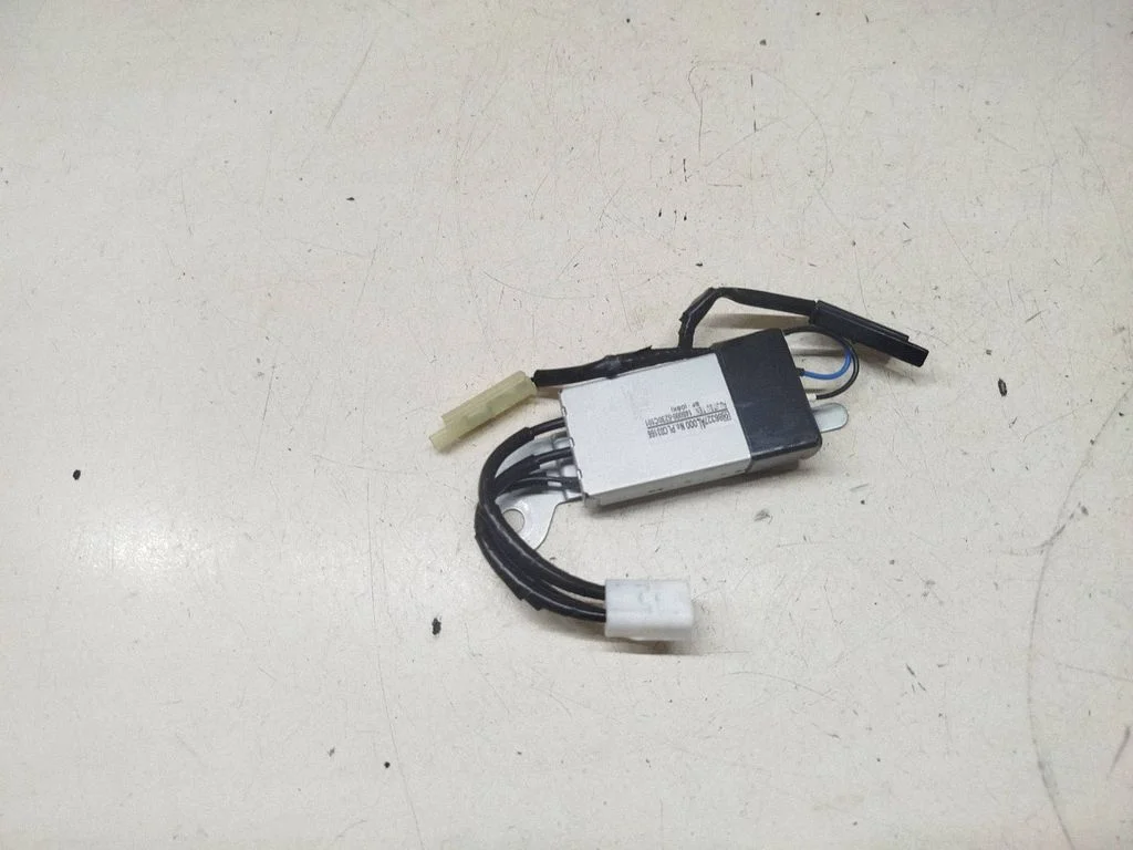 Aerial antenna amplifier 86327AL000