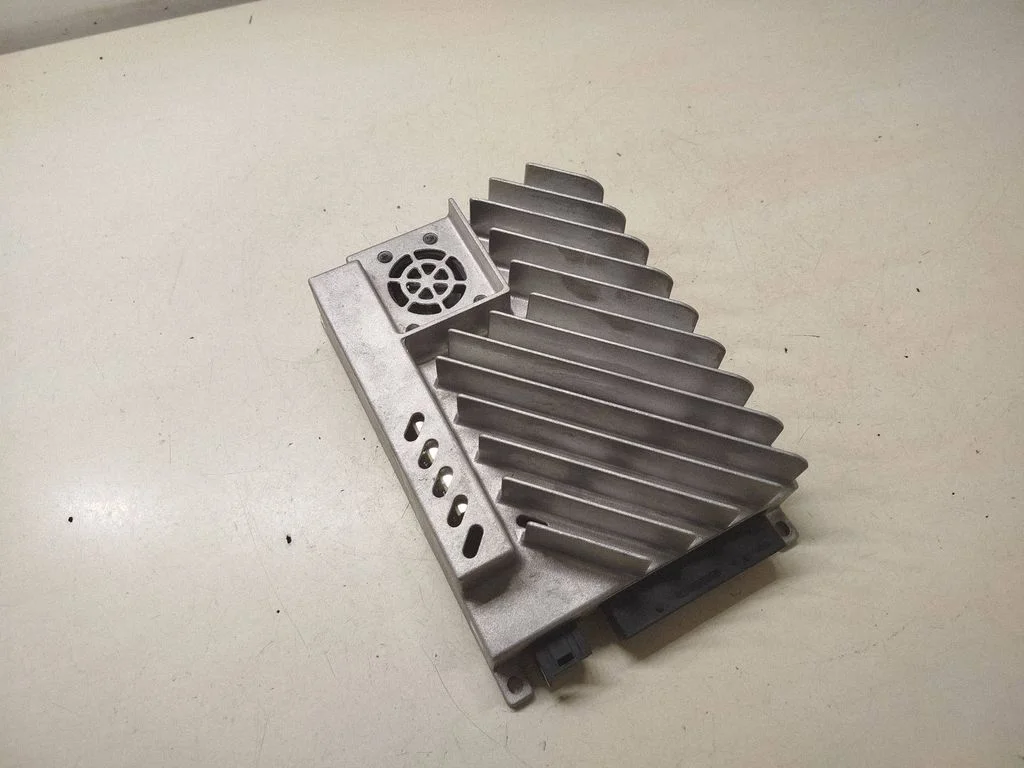 Sound amplifier A1669006710